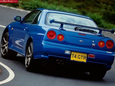 nissan skyline gt r r34.jpg