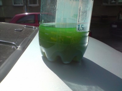 Płyn ze zbiorniczka wyrównawczego