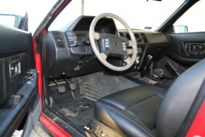 kierownice i lewarek trzeba jeszcze obszyc