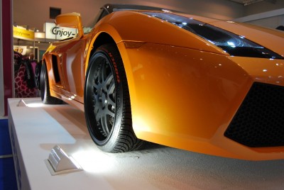 kolor mniej wiecej taki